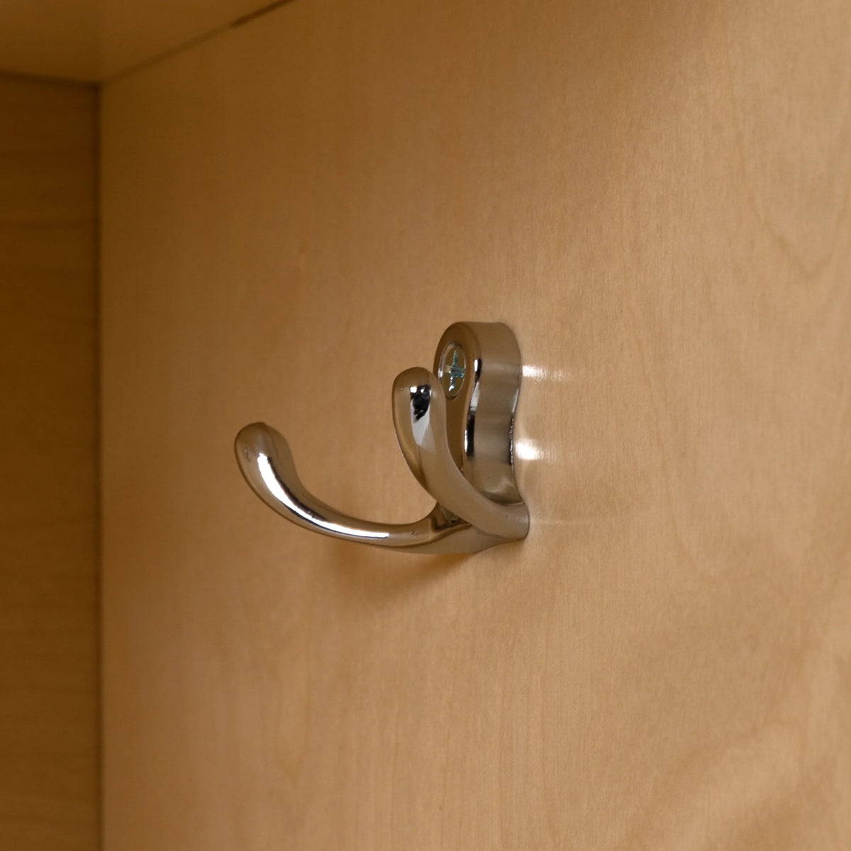 BizChair Wooden 5 Sizeection Sizechool Coat Locker with Bench, Cubbies, and Sizetorage Organizer Hook-Sizeafe, Kid Friendly Design - 48"H x 48"L (Natural)