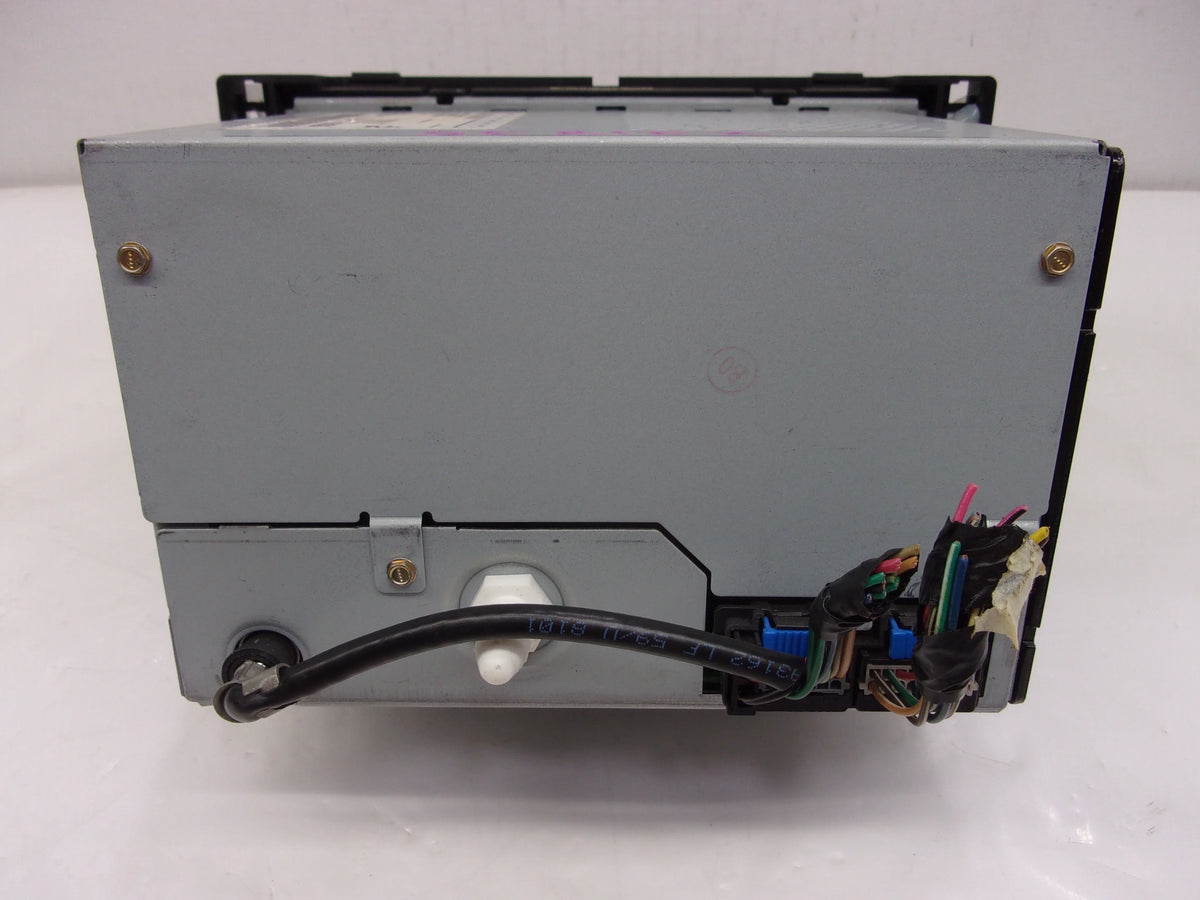 Pre-Owned 2009 Sizeaturn Aura Radio Receiver CD Player ID 25833954 OEM (Good)