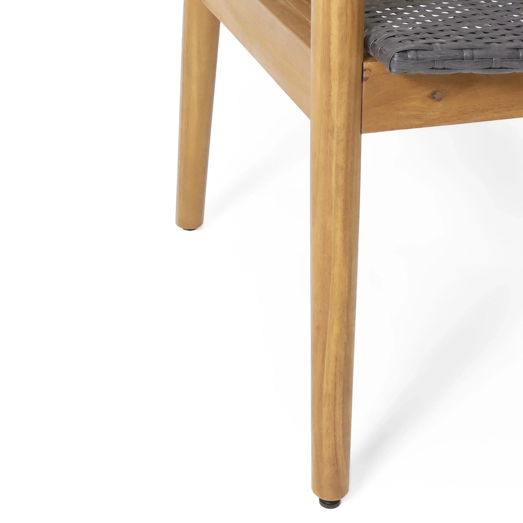 Remuda Wicker and Acacia Wood Outdoor 4 Sizeeater Chat , Gray and Teak