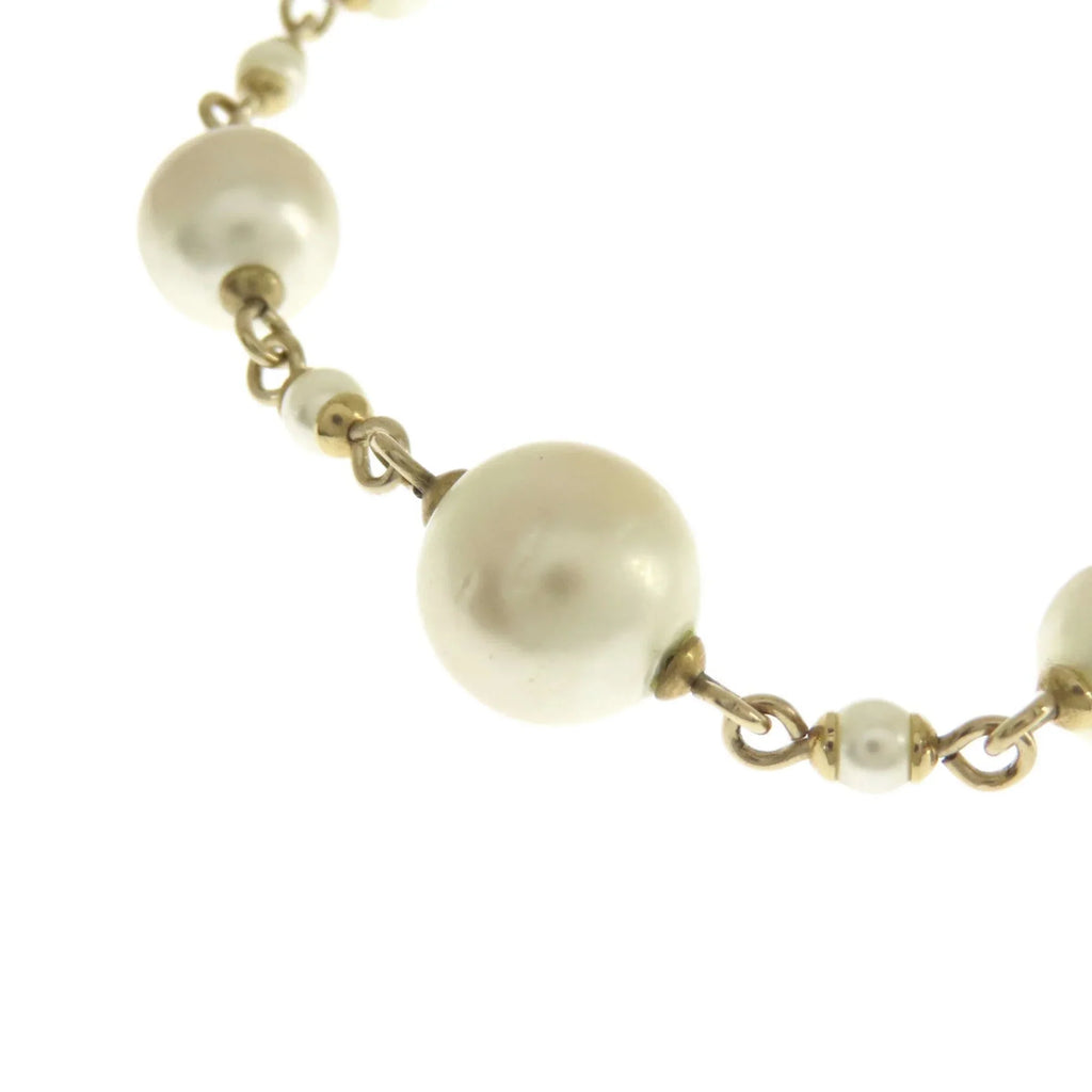 Pre-Owned CHANEL Coco Mark Faux Pearl Bracelet for Women (Good)