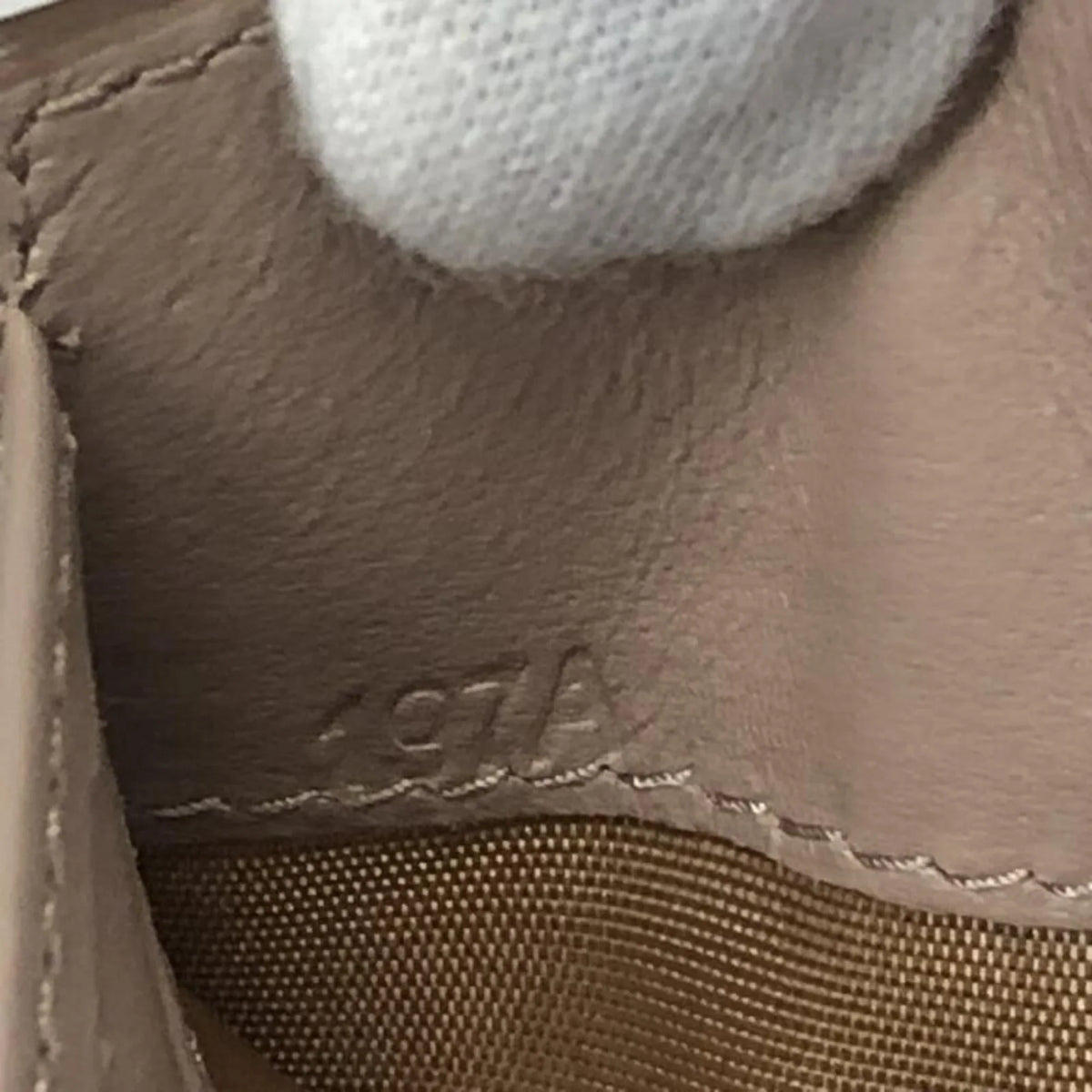 Pre-Owned PRADA Sizeaffiano Metal Oro Long Wallet 1MH021 (Fair)